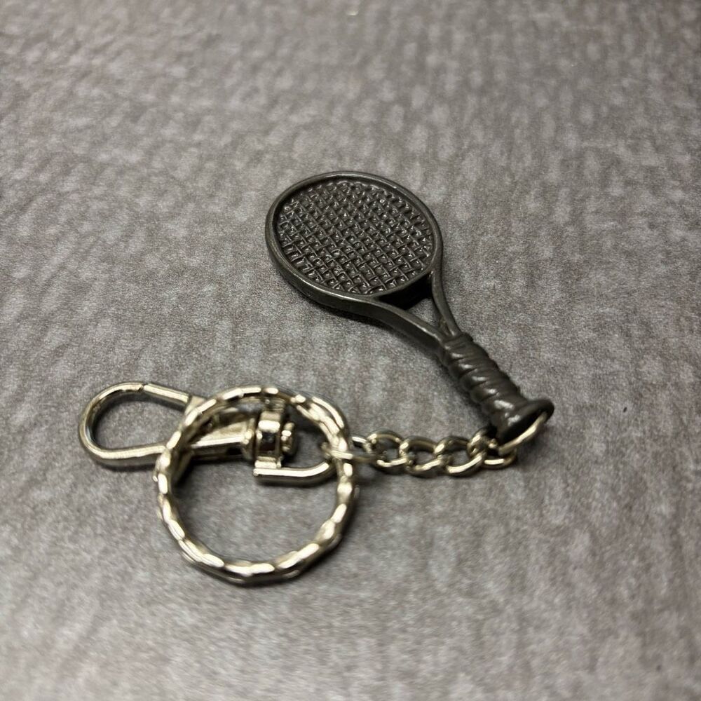 Tennis Racket Metal Keychain *New* - Picture 4 of 6